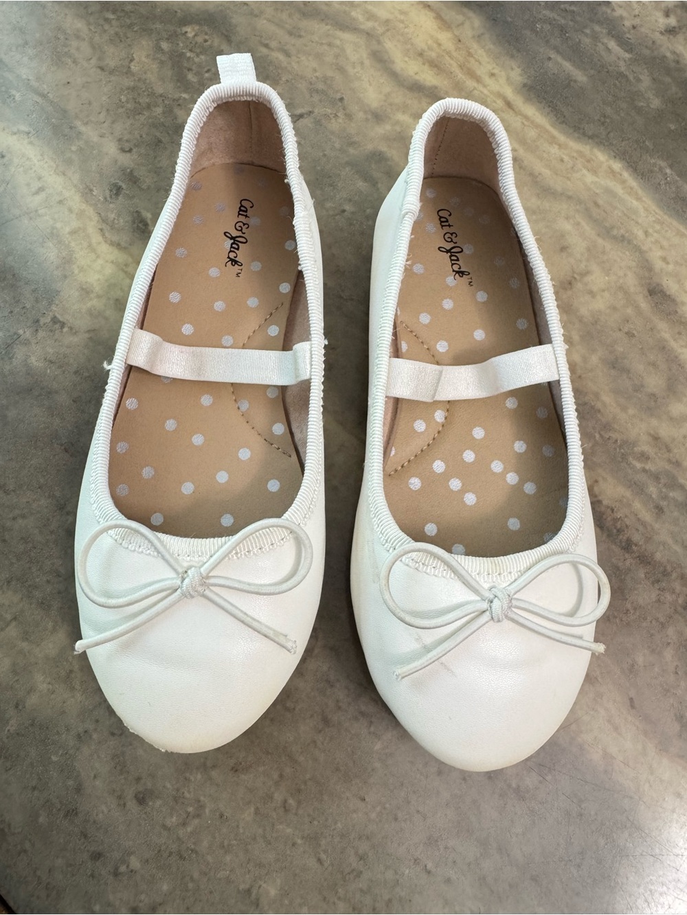 Cat & Jack White Ballet Flats Girls Size 10 – Used Condition